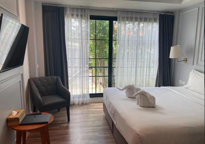 Superior King Room,978038941:JPEG