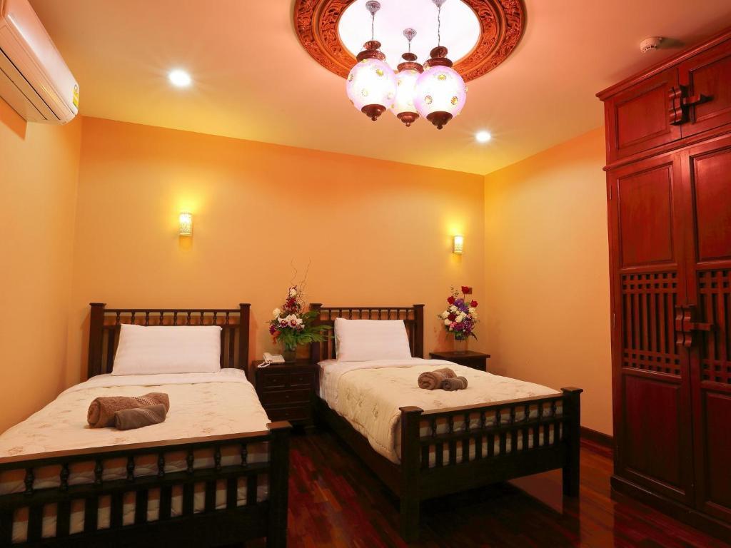 Deluxe King or Twin Room,1580668491:JPEG